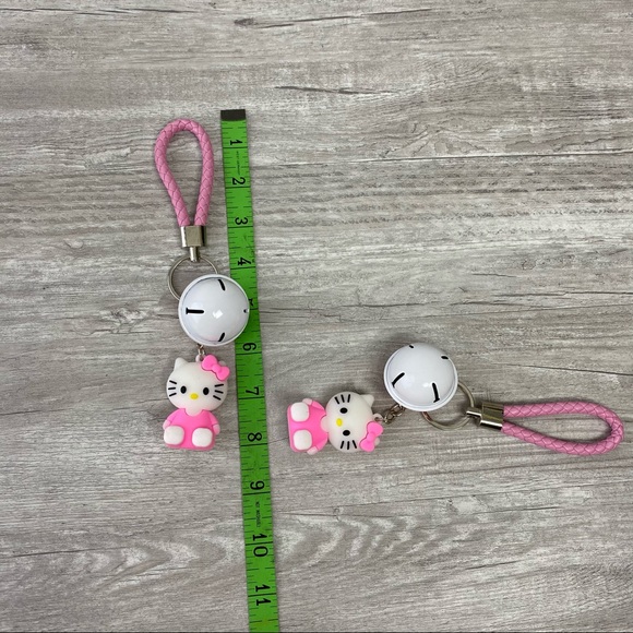 NWOT hello kitty White & Pink Bell key Ring holder - Picture 3 of 3